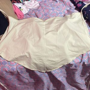 Crop top shirt that u tie around the neck and your back